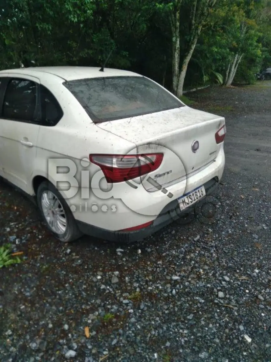 LOTE 055 - Espécie: PASSAGEIRO / Marca: FIAT / Modelo: SIENA ATTRACTIV 1.4 / Placa: MJS1B16 / UF: SC /Município: Palhoça / Ano fabricação: 2012 / Anomodelo: 2012 / Cor: BRANCA / Chassi: 9BD197132D3023305 / Motor: 327A0111049548 RENAVAM: 00483200620