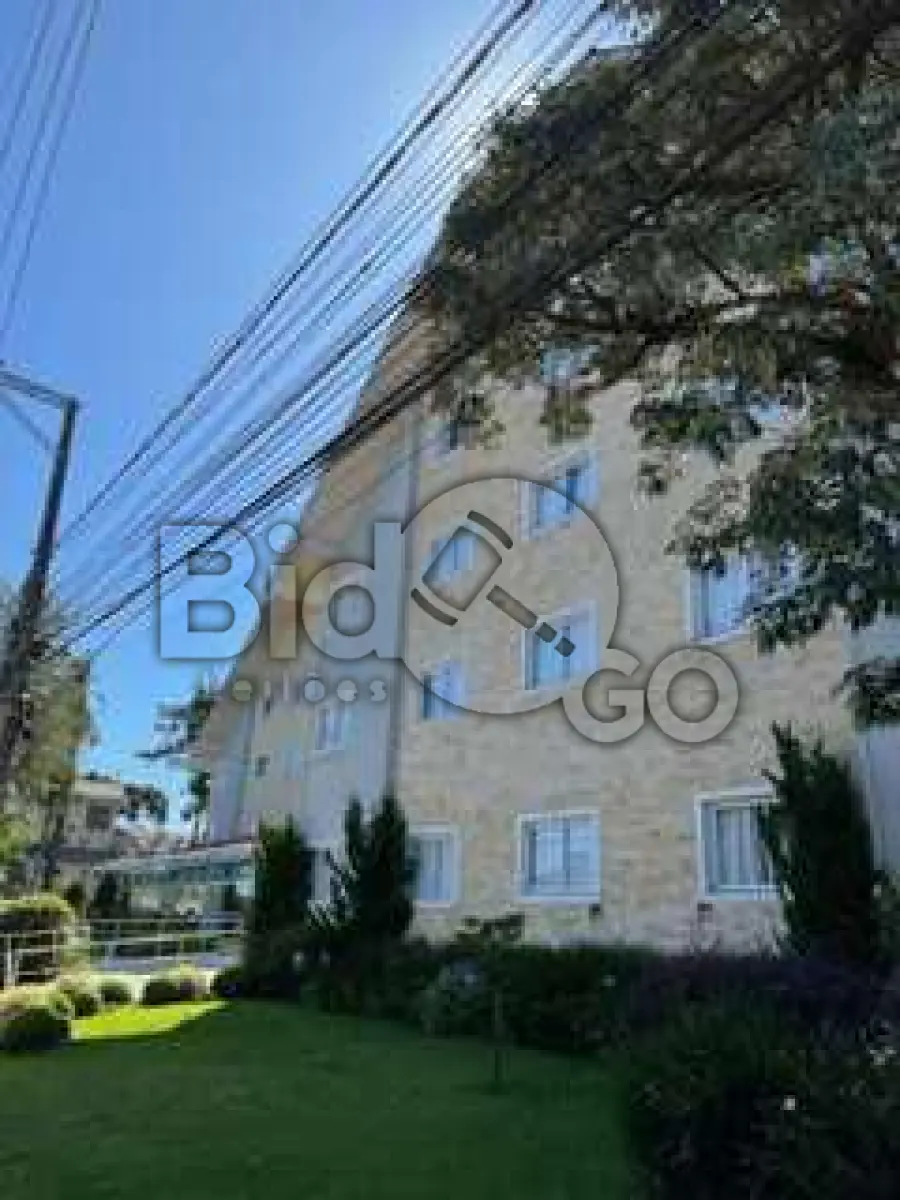 LOTE 001 - PARTE IDEAL (1.767,2510 m²) - "Um prédio residencial de alvenaria