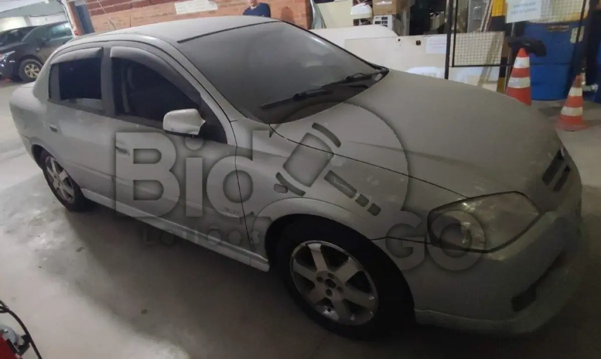 LOTE 007 - Espécie: AUTOMOVEL / Marca: GM / Modelo: ASTRA SEDAN ELITE / Placa: GNQ9191 / UF: MS / Município: Ponta Porã / Ano fabricação: 2004 / Ano modelo: 2005 / Cor: PRATA / Chassi:9BGTT69W05B100754 / Motor: 5F0001526 / RENAVAM: 826953603