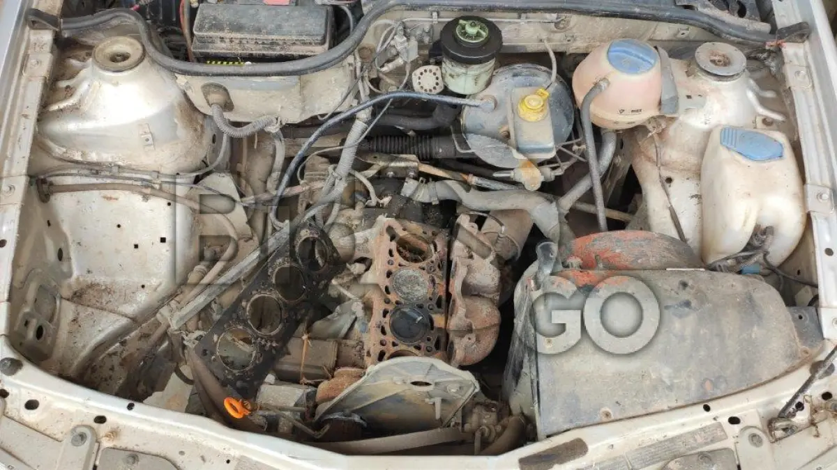 LOTE 015 - Espécie: PASSAGEIRO / Marca: VW / Modelo: GOL 1.0 / Placa: IMT2173 / UF: RS / Município: Porto Alegre / Ano fabricação: 2005 / Ano modelo: 2006 / Cor: PRATA / Chassi: 9BWCA05W06P012646 / Motor: BTY081979 / RENAVAM: 00867861835 *AFETADO POR ENCHENTE