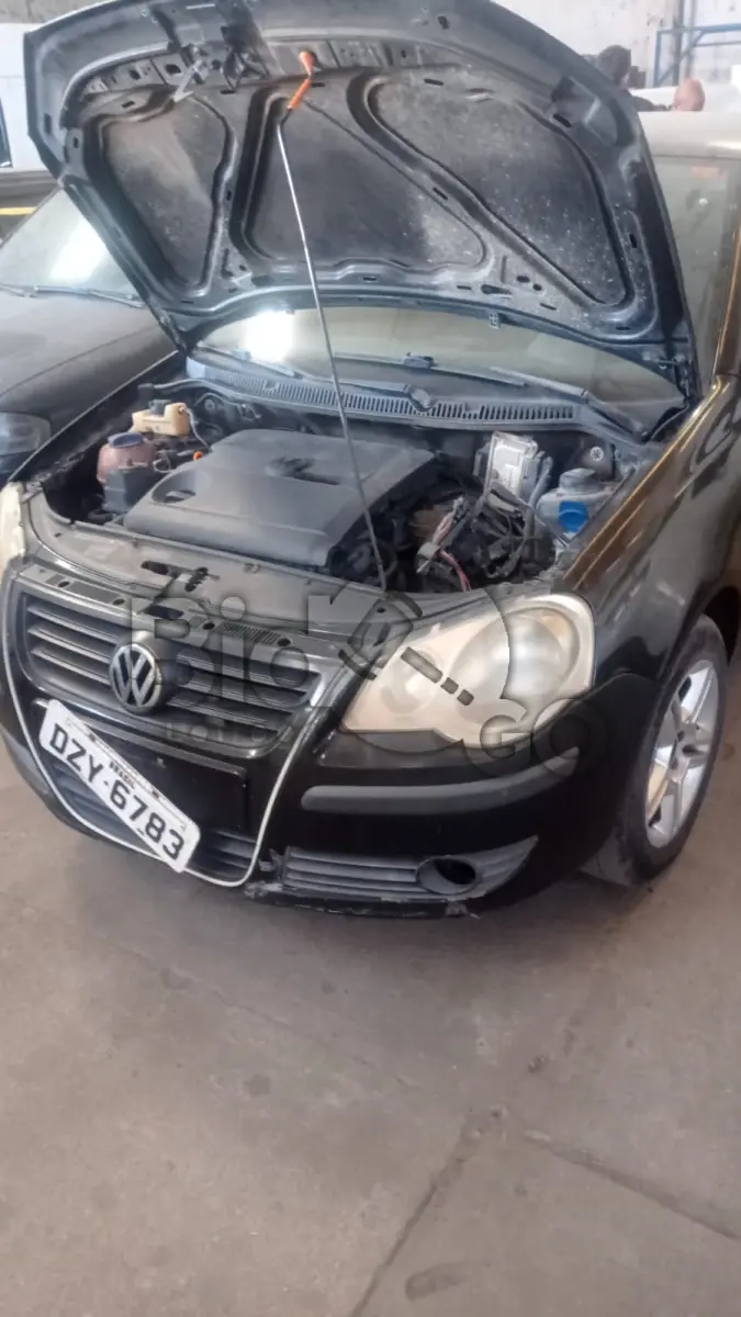 LOTE 015 - W/POLO SEDAN 1.6, Ano/modelo: 2007/2008, Placa: DZY6783, Chassi: 9BWJB09N28P018103, RENAVAM: 933415087, Tipo: Automóvel, Cor: Preta, Espécie: Passageiro, Motor: BPA220395