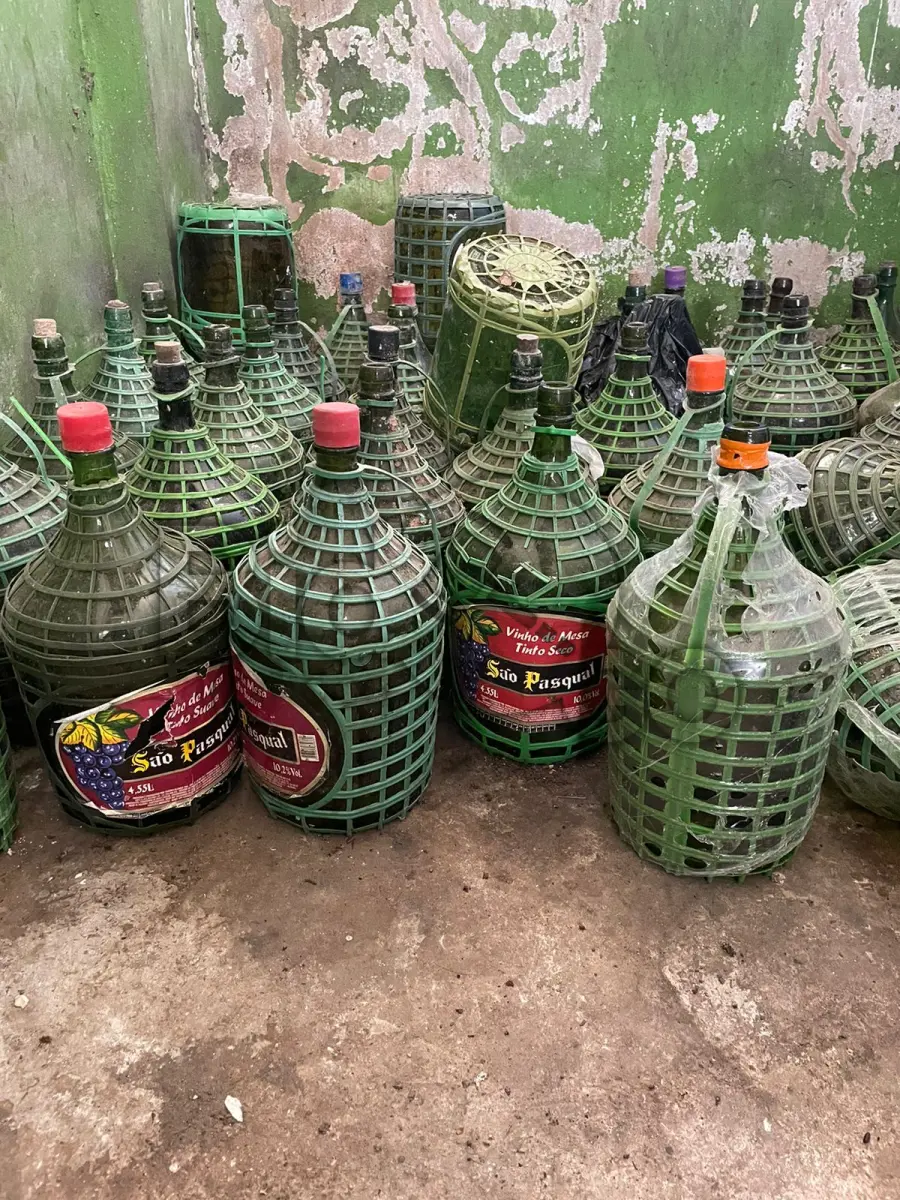 LOTE 018 - GARRAFÃO DE VINHO DE 5L (UNIDADE), 56 Unidades.