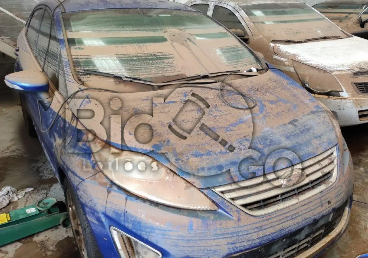 LOTE 003 - Espécie: AUTOMOVEL / Marca: I / Modelo: FORD FIESTA SE / Placa: NXC3257 / UF: RS / Município: Novo Hamburgo / Ano fabricação: 2011 / Ano modelo: 2011 / Cor: AZUL Chassi:3FADP4BK8BM211133 Motor: BM211133 / RENAVAM: 337443513 *AFETADO POR ENCHENTE