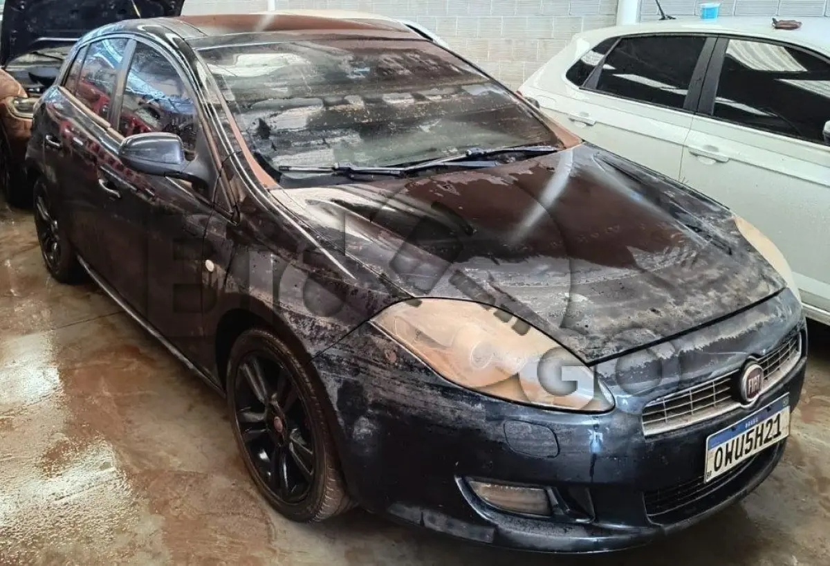 LOTE 013 - Espécie: PASSAGEIRO / Marca: FIAT / Modelo: BRAVO TURBO T-JET / Placa: OWU5H21 / UF: RS / Município: Garibaldi / Ano fabricação: 2014 / Ano modelo: 2014 / Cor: PRETA / Chassi: 9BD198257E9033948 / Motor: 198A10001879403 / RENAVAM: 00993466818 *AFETADO POR ENCHENTE