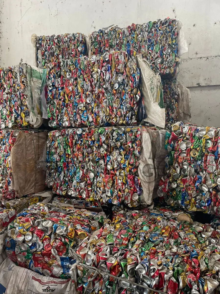 LOTE 002 - LATAS DE ALUMÍNIO (FARDOS) 1.300Kg