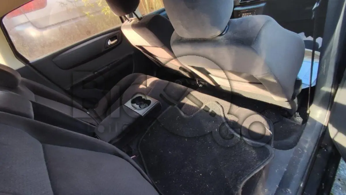 LOTE 009 - Espécie: PASSAGEIRO / Marca: I / Modelo: CITROEN C4 PALLAS20GAF / Placa: IPM2D56 / UF: RS / Município: Caxias do Sul / Ano fabricação: 2008 / Ano modelo: 2009 / Cor: PRETA / Chassi: 8BCLDRFJ29G516780 / Motor: 10TWAA0007851 / RENAVAM: 00121420493
