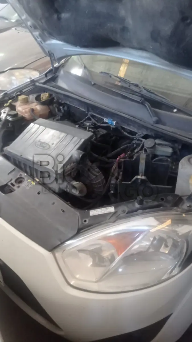 LOTE 017 - FORD/FIESTA SEDAN1.6FLEX, Ano/modelo: 2010/2011, Placa: IRI1502, Chassi: 9BFZF54P0B8119056, RENAVAM: 258399856, Tipo: Automóvel, Cor: Branca, Espécie: Passageiro, Motor: QF9AB8119056