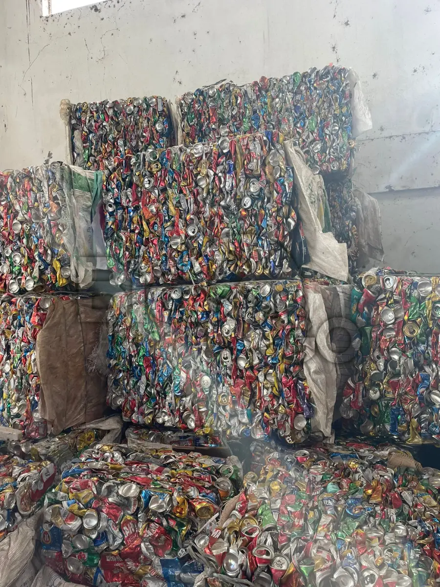 LOTE 002 - LATAS DE ALUMÍNIO (FARDOS) 1.300Kg