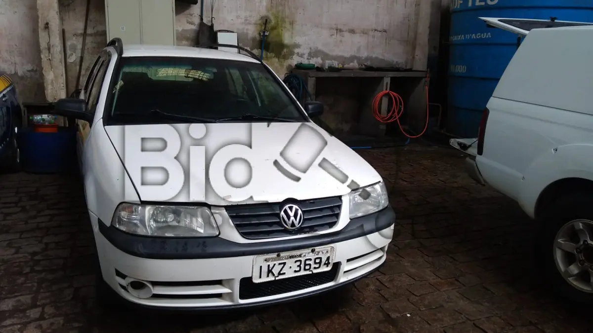 LOTE 005 - VW/PARATI 1.8 TOUR, Ano/modelo: 2002/2003, Placa: IKZ3694, Chassi: 9BWDC05X63T095381, RENAVAM: 795907788, Tipo: Automóvel, Cor: Branca, Espécie: Passageiro, Motor: UDH319120