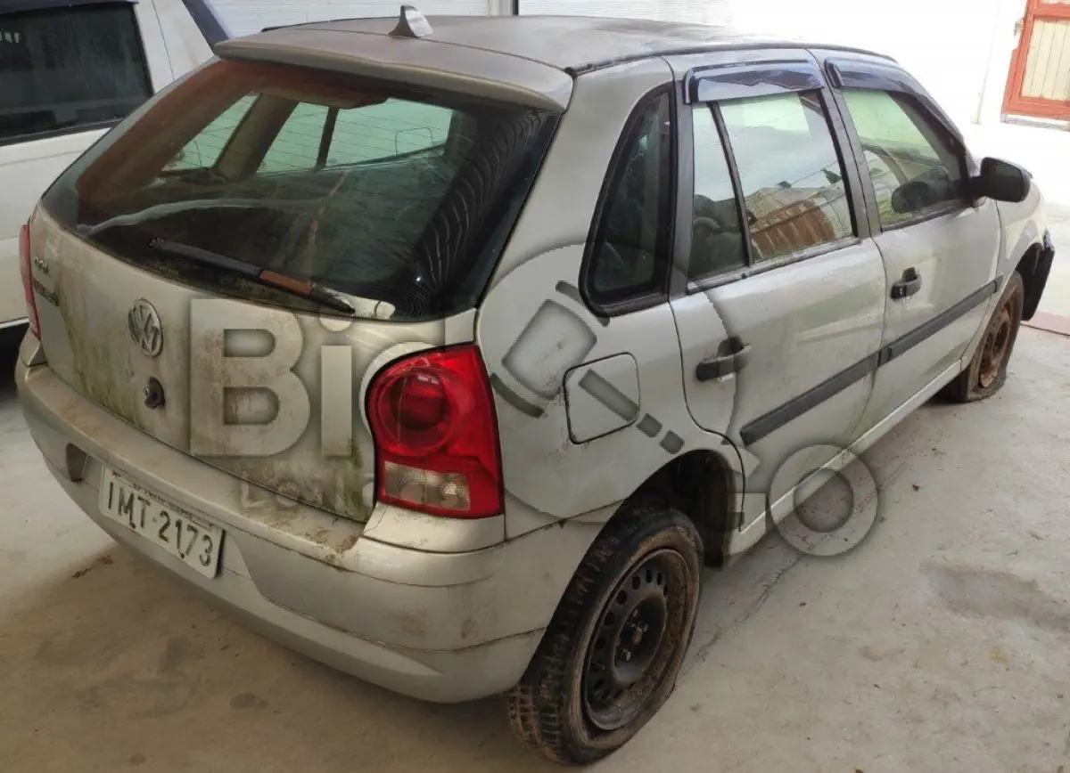 LOTE 015 - Espécie: PASSAGEIRO / Marca: VW / Modelo: GOL 1.0 / Placa: IMT2173 / UF: RS / Município: Porto Alegre / Ano fabricação: 2005 / Ano modelo: 2006 / Cor: PRATA / Chassi: 9BWCA05W06P012646 / Motor: BTY081979 / RENAVAM: 00867861835 *AFETADO POR ENCHENTE