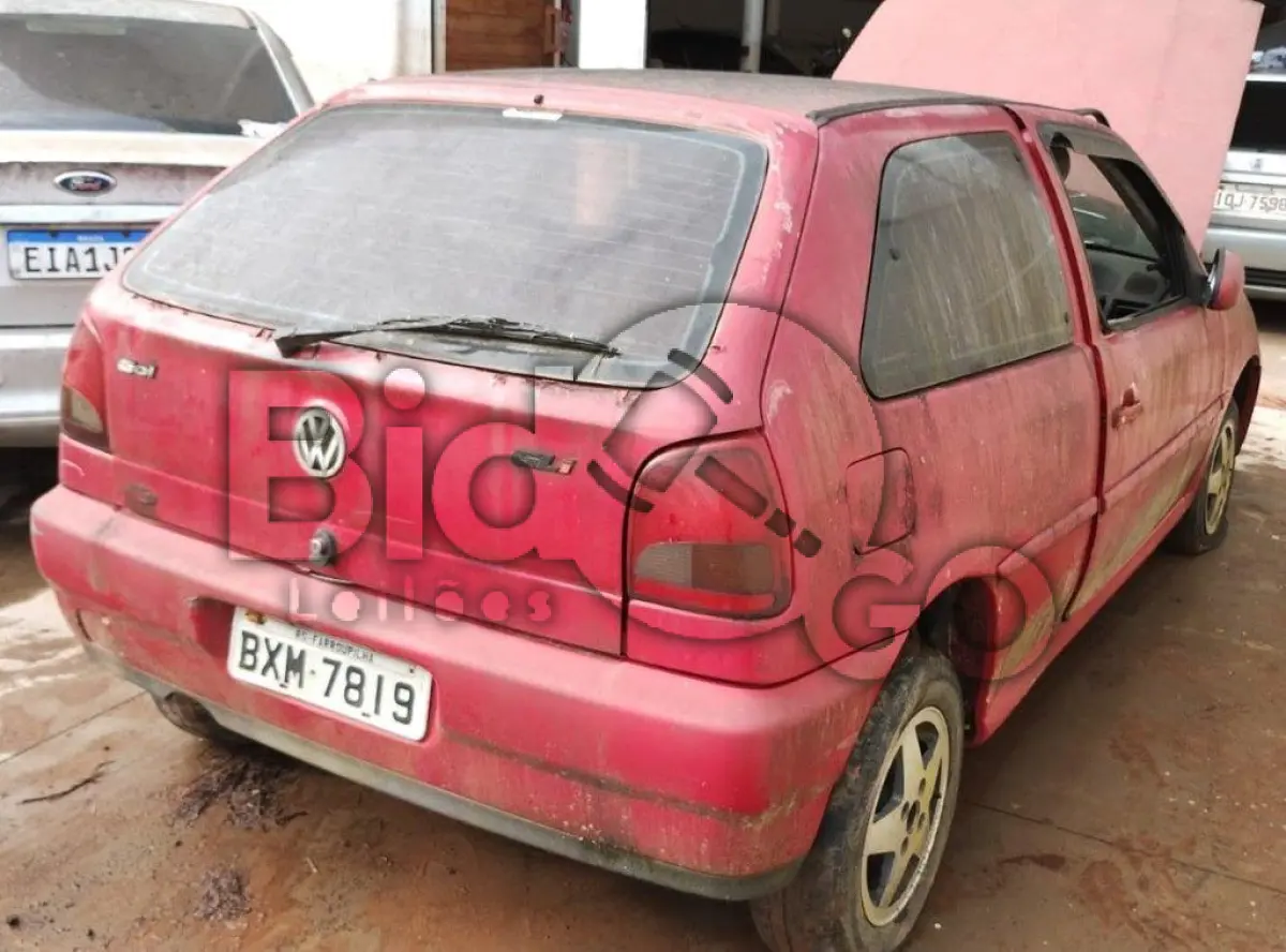 LOTE 002 - Espécie: PASSAGEIRO / Marca: VW / Modelo: GOL GLI 1.8 / Placa: BXM7819 / UF: RS / Município: Farroupilha / Ano fabricação: 1996 / Ano modelo: 1996 / Cor: VERMELHA / Chassi: 9BWZZZ377TT093473 / Motor: UDC069142 / RENAVAM: 00655255613