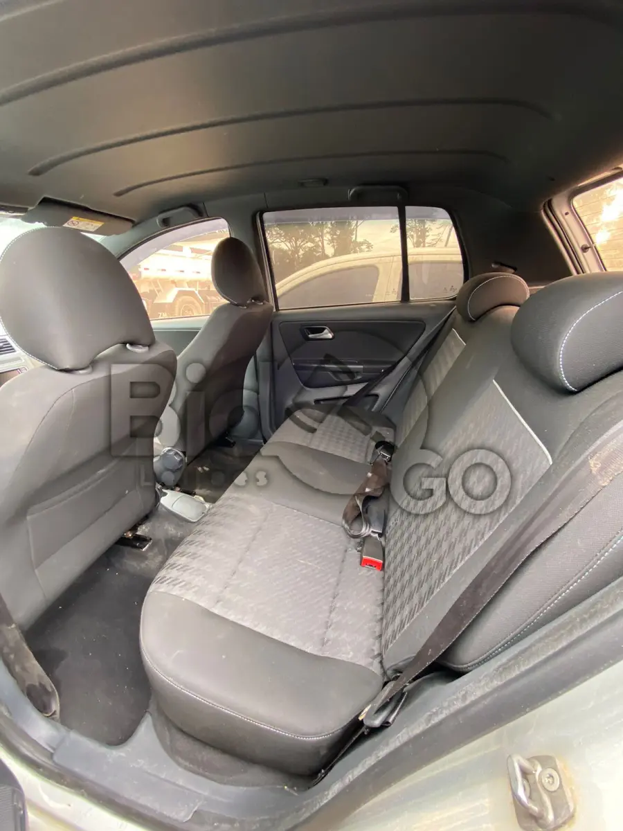 LOTE 009 - Espécie: PASSAGEIRO / Marca: VW / Modelo: FOX TRACK MCV / Placa: QIU3587 / UF: SC / Município: Balneário Camboriú / Ano fabricação: 2017 / Ano modelo: 2018 / Cor: PRATA / Chassi: 9BWAG45Z0J4012437 / Motor: CSE236379 / RENAVAM: 1129857350