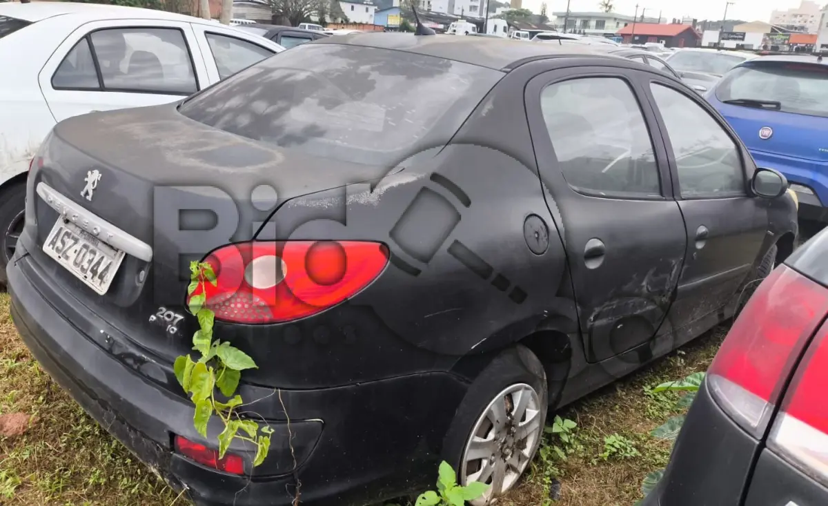 LOTE 011 - Espécie: PASSAGEIRO / Marca: PEUGEOT / Modelo: 207PASSION XR / Placa: ASZ0344 / UF: PR / Município: Londrina / Ano fabricação: 2010 / Ano modelo: 2010 / Cor: PRETA / Chassi:9362NKFWXAB062912 Motor: 10DBSS0103349 / RENAVAM: 00231871481