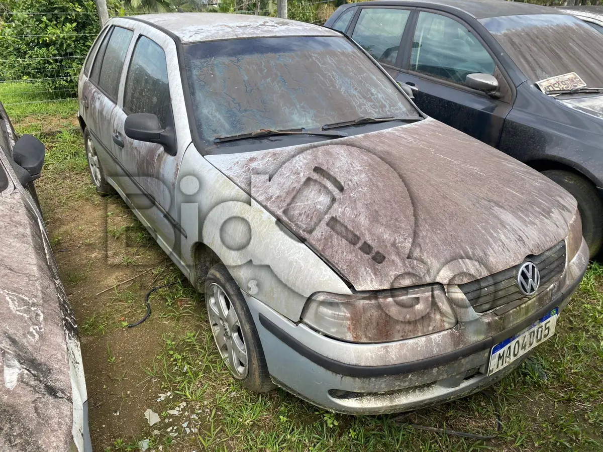 LOTE 002 - Espécie: AUTOMOVEL / Marca: VW / Modelo: GOL 1.6 / Placa: MAO4D05 / UF: SC / Município: Indaial / Ano fabricação: 1999 / Ano modelo: 1999 / Cor: PRATA / Chassi: 9BWZZZ373YT014093 / Motor: UNF100285 / RENAVAM: 721404545