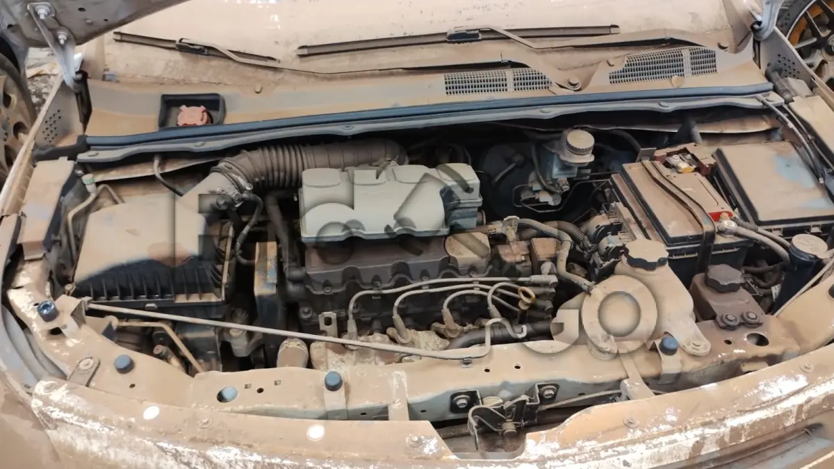 LOTE 007 - Espécie: PASSAGEIRO / Marca: CHEVROLET / Modelo: COBALT 1.4 LS / Placa: AVC6776 / UF: PR / Município: Sarandi / Ano fabricação: 2012 / Ano modelo: 2012 / Cor: BRANCA Chassi: 9BGJA69X0CB244988 / Motor: BK1014813 / RENAVAM: 00455866309 *Veículo afetado pela enchente