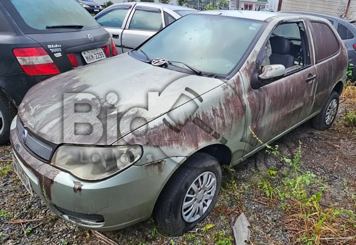 LOTE 025 - Espécie: AUTOMOVEL / Marca: FIAT / Modelo: PALIO FIRE FLEX / Placa: MFT4154 / UF: SC / Município: Joinville / Ano fabricação: 2008 / Ano modelo: 2008 / Cor: VERDE / Chassi: 9BD17106G85269137 / Motor: 178F10118275442 / RENAVAM: 972145990
