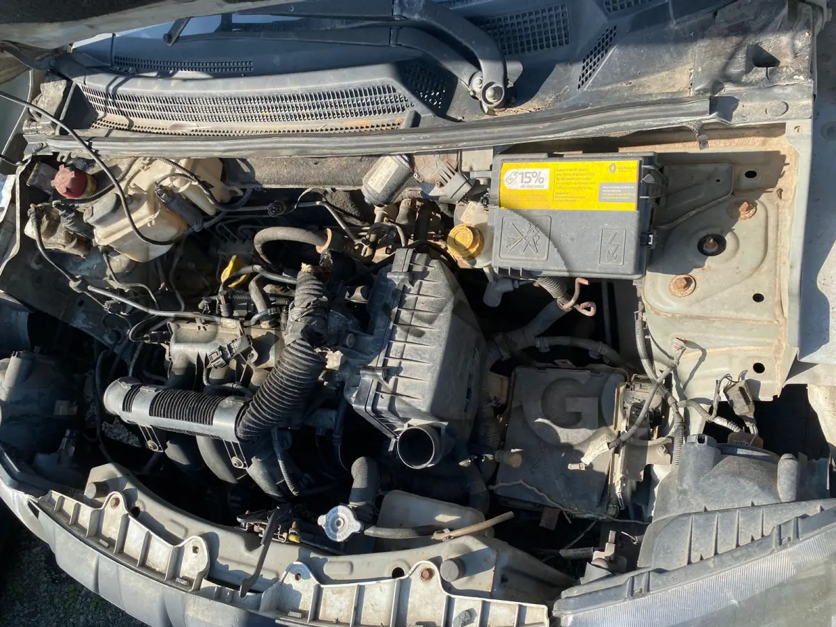 LOTE 013 - Espécie: PASSAGEIRO / Marca: RENAULT / Modelo: KWID OUTSID 10MT / Placa: RAF2E22 / UF: SC / Município: Guabiruba / Ano fabricação: 2019 / Ano modelo: 2020 / Cor: BRANCA Chassi: 93YRBB009LJ288645 / Motor: B4DA402Q179011 / RENAVAM: 01223799015