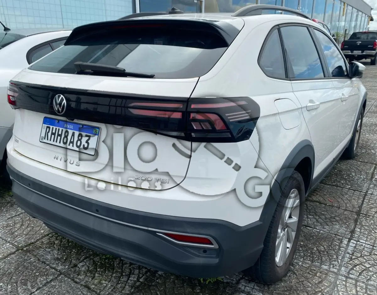 LOTE 002 - Espécie: PASSAGEIRO / Marca: VW / Modelo: NIVUS CL TSI AD / Placa: RHH8A83 / UF: PR / Município: Curitiba / Ano fabricação: 2021 / Ano modelo: 2021 / Cor: BRANCA / Chassi: 9BWCH6CH8MP055034 / Motor: DHS326655 RENAVAM: 01271358198