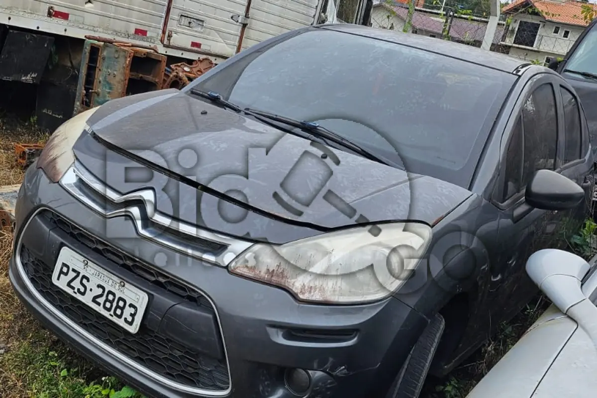 LOTE 013 - Espécie: PASSAGEIRO / Marca: CITROEN / Modelo: C3 PTECH M ORIG / Placa: PZS2883 / UF: SC / Município: Jaraguá do Sul / Ano fabricação: 2017 / Ano modelo: 2018 / Cor: CINZA / Chassi: 935SLHMZ1JB505555 / Motor: 10B2120015252 / RENAVAM: 1120900570