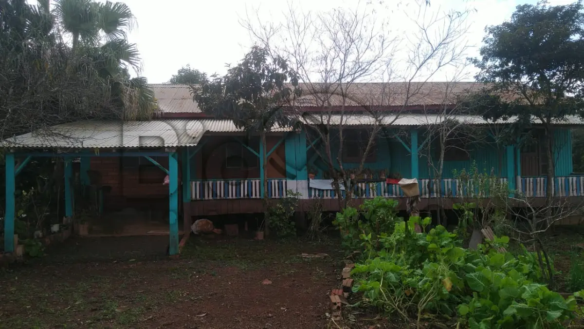 LOTE 001 - IMÓVEL URBANO COM BENFEITORIAS