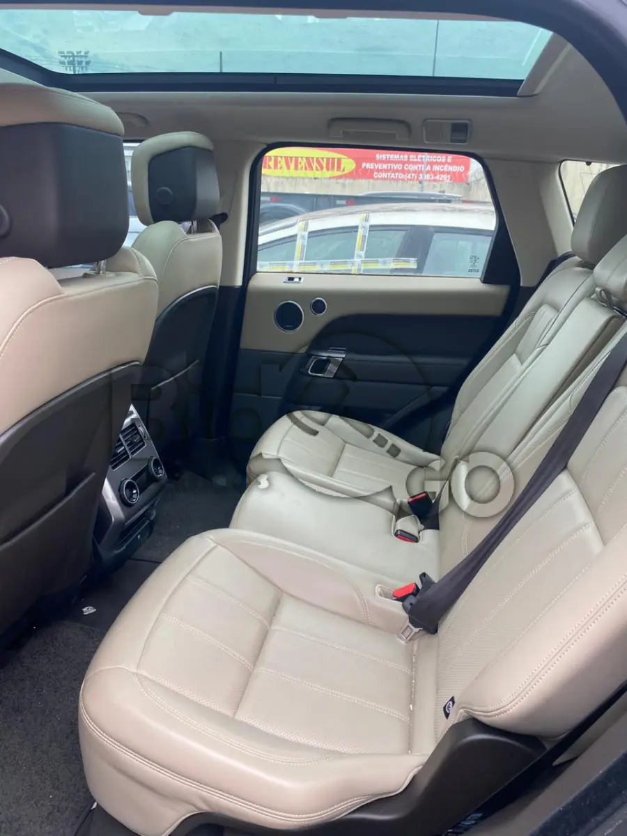 LOTE 003 - Espécie: MISTO / Marca: I / Modelo: LR R.R SPT 3.0 TD HSE / Placa: BDE1G42 / UF: PR / Município: Curitiba / Ano fabricação: 2019 / Ano modelo: 2019 / Cor: CINZA / Chassi: SALWA2BK4KA862063 / Motor: 1299795306DT / RENAVAM: 1195354980