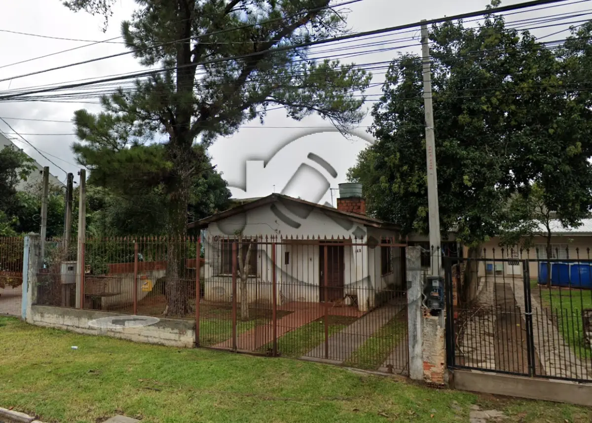 LOTE 001 - Natureza: Urbano / Tipo de imóvel: Casa / Matrícula: 4210 / Rip: 8683000245008 /Descrição: LOCALIZADO NA RUA SÃO CRISTOVÃO, 443, VILA BRANCA, GRAVATAÍ - RS