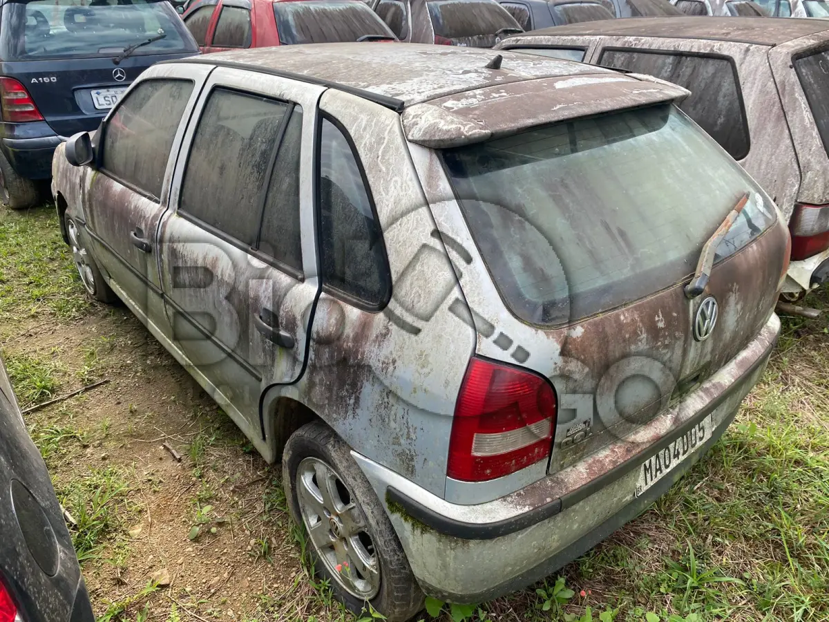 LOTE 002 - Espécie: AUTOMOVEL / Marca: VW / Modelo: GOL 1.6 / Placa: MAO4D05 / UF: SC / Município: Indaial / Ano fabricação: 1999 / Ano modelo: 1999 / Cor: PRATA / Chassi: 9BWZZZ373YT014093 / Motor: UNF100285 / RENAVAM: 721404545