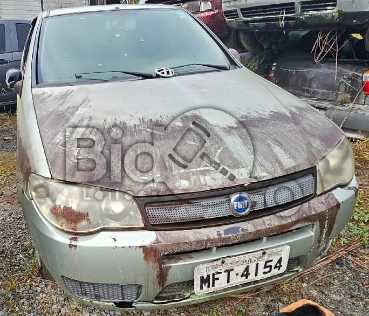 LOTE 025 - Espécie: AUTOMOVEL / Marca: FIAT / Modelo: PALIO FIRE FLEX / Placa: MFT4154 / UF: SC / Município: Joinville / Ano fabricação: 2008 / Ano modelo: 2008 / Cor: VERDE / Chassi: 9BD17106G85269137 / Motor: 178F10118275442 / RENAVAM: 972145990