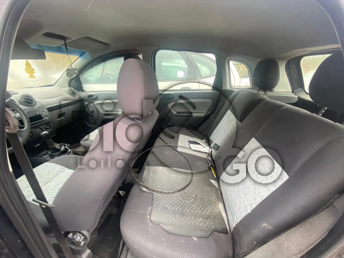 LOTE 002 - Espécie: PASSAGEIRO / Marca: FORD / Modelo: FIESTA FLEX / Placa: MEY5H08 / UF: SC / Município: Barra Velha / Ano fabricação: 2007 / Ano modelo: 2008 / Cor: PRETA / Chassi: 9BFZF10A588183175 / Motor: SMJA88183175 / RENAVAM: 00938538926