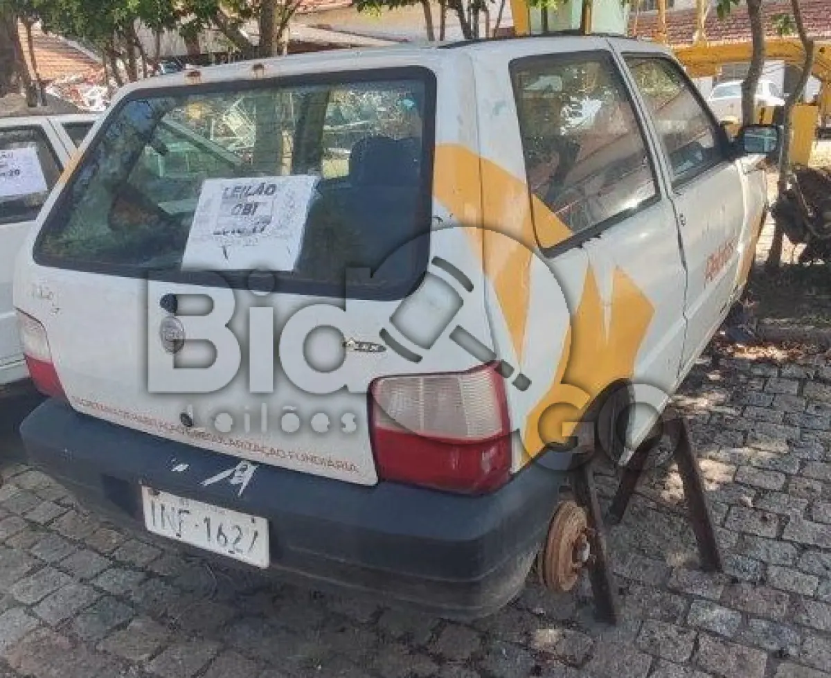 LOTE 017 - FIAT Uno Mille Fire Flex, Placa: INF1627, Ano/Modelo: 2006/2006, Renavam: 889547149, S/ motor.