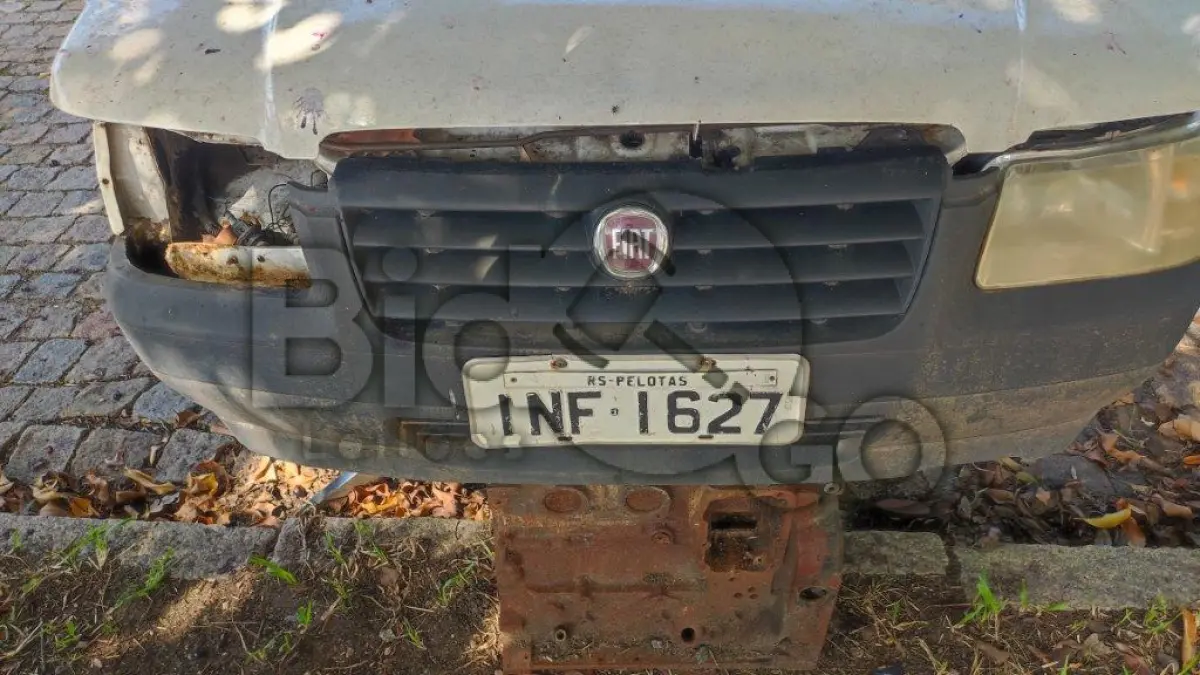 LOTE 017 - FIAT Uno Mille Fire Flex, Placa: INF1627, Ano/Modelo: 2006/2006, Renavam: 889547149, S/ motor.