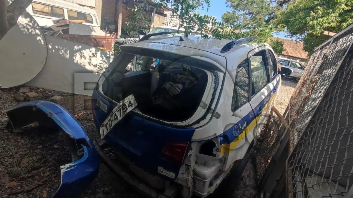 LOTE 021 - SUCATA AUTOMOTIVA - VW Spacefox, Placa: ITQ-4794, Ano/Modelo: 2012/2012, Renavam: 00491546025, C/ motor servivel.