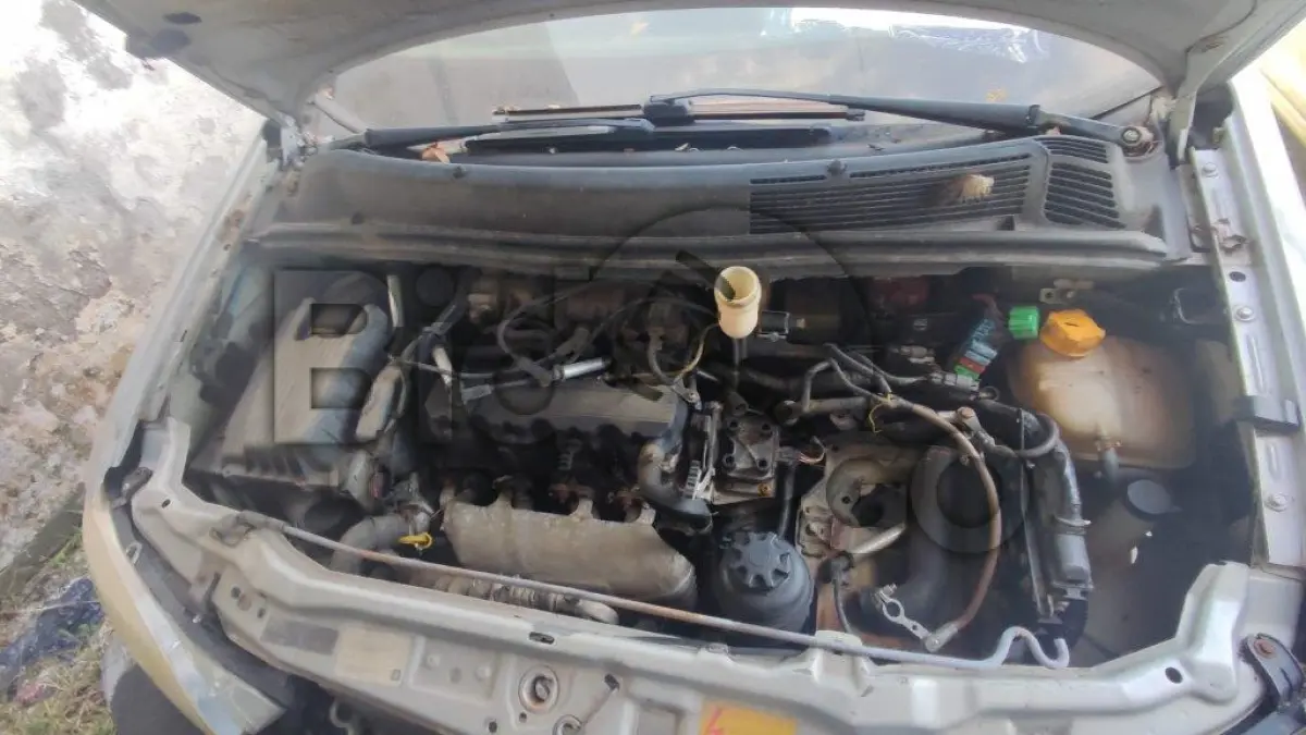 LOTE 018 - GM Zafira Elegance, Placa: IZP2012, Ano/Modelo: 2009/2010, Renavam: 179872842, C/ motor.