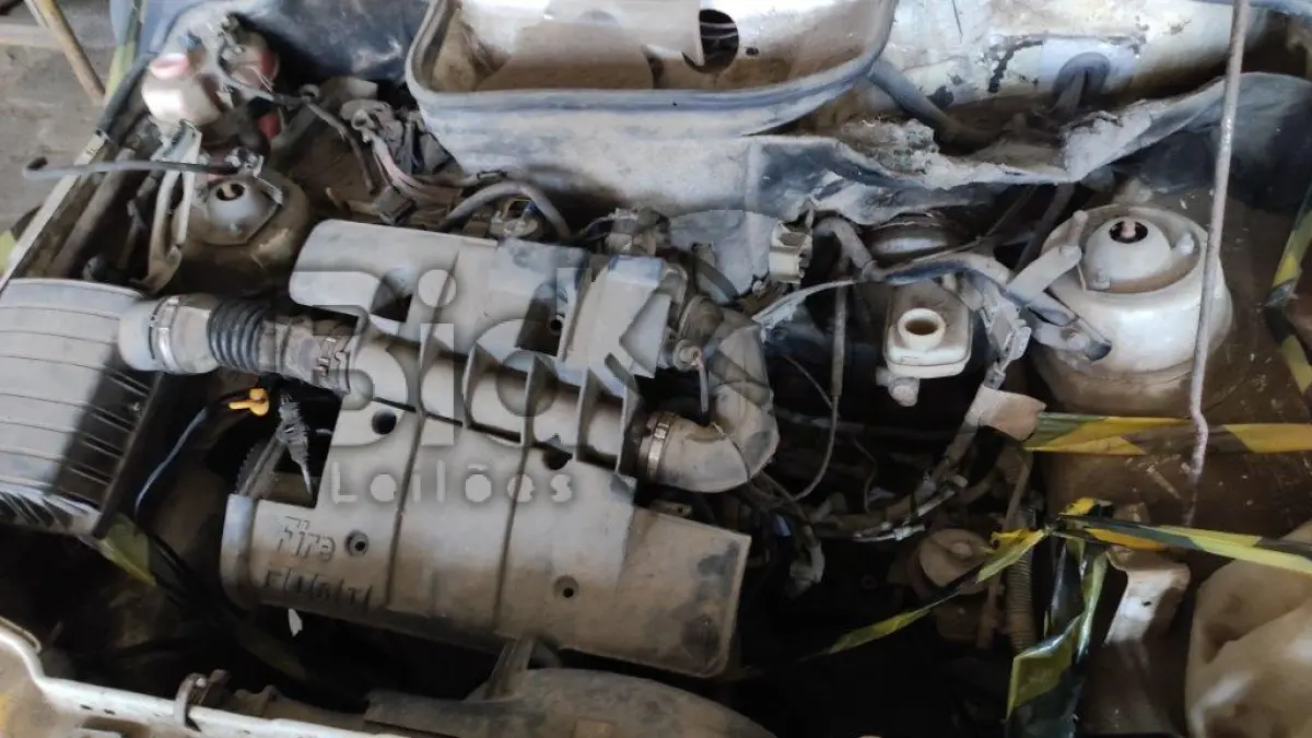 LOTE 016 - FIAT Uno Mille Fire Flex, Placa: INB1215, Ano/Modelo: 2006/2006, Renavam: 881613940, C/ motor.