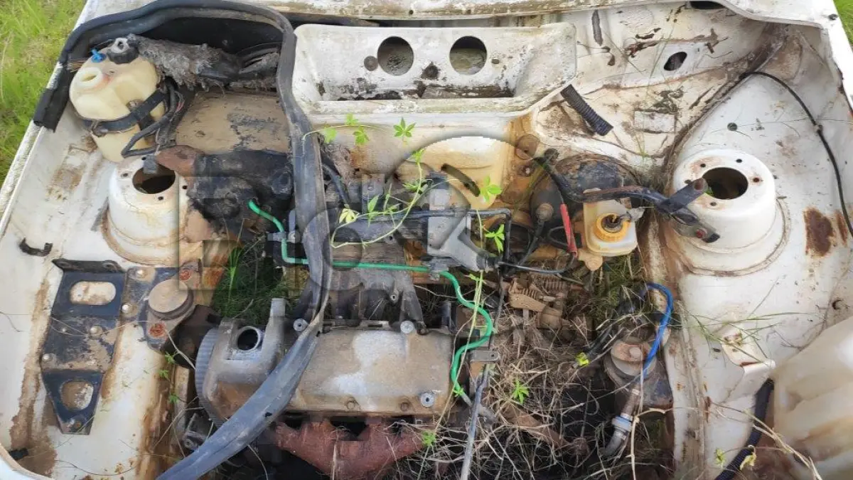 LOTE 015 - FIAT Uno Mille Fire Flex, Placa: INB1213, Ano/Placa: 2006/2006, Renavam: 881610747,C/ motor aberto.