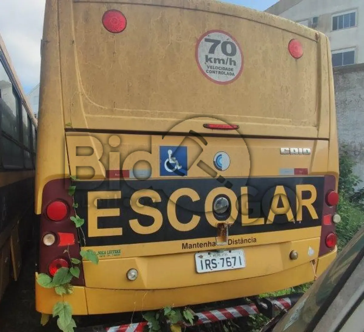 LOTE 025 - ONIBUS VW 15.190 - Placa: IRS-7671, Ano/Modelo: 2011/2011, Renavam: 307397319, Chassi: 9532882W7BR135374 - C/ motor - S/ caixa de câmbio.