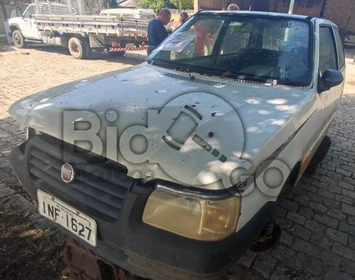 LOTE 017 - FIAT Uno Mille Fire Flex, Placa: INF1627, Ano/Modelo: 2006/2006, Renavam: 889547149, S/ motor.