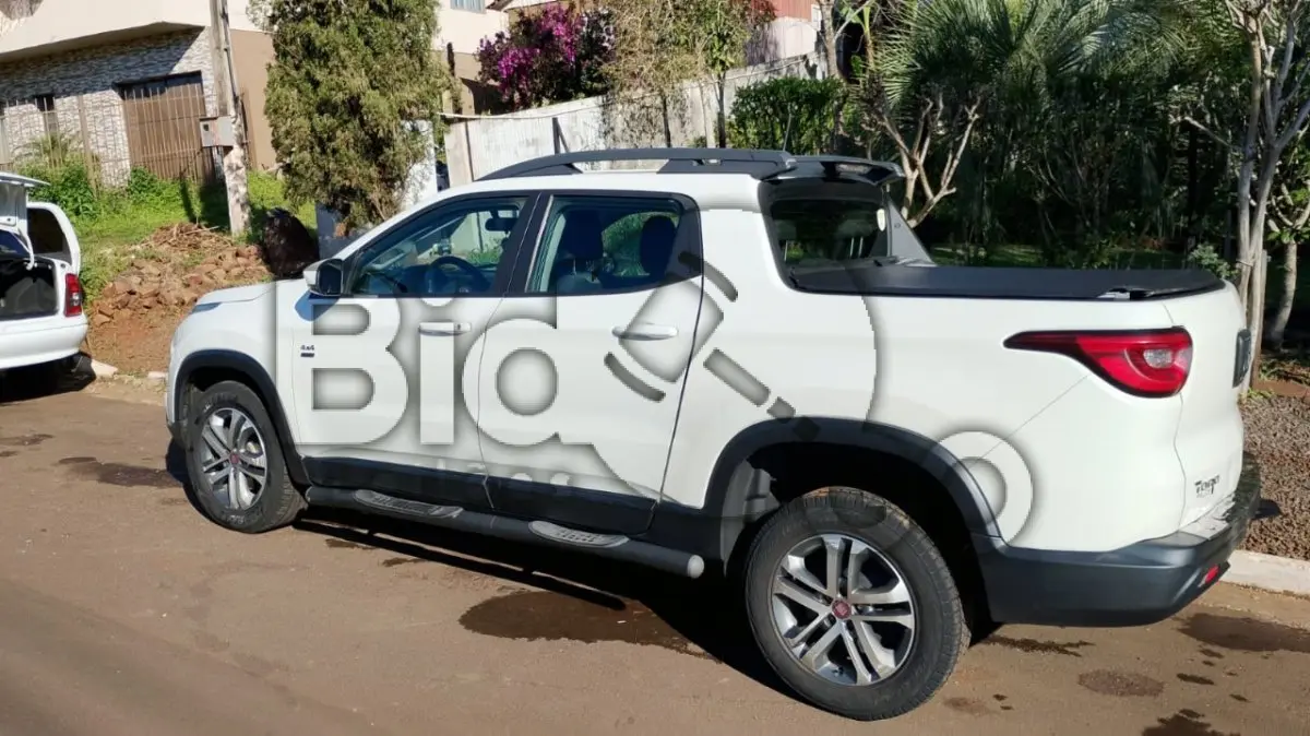 LOTE 007 - Veículo Camioneta TORO Freedom 4x4 2.0 Diesel, ano 2018, modelo 2019, Está em boas condições e em uso.