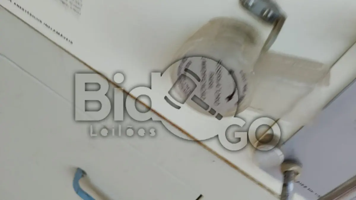 LOTE 002 - Composto por balanças
Berço Neo Natal 