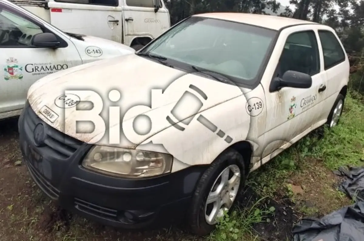 LOTE 009 - SUCATA - VW GOL 1.0 COR BRANCA PLACA INS 7269, ANO 2007