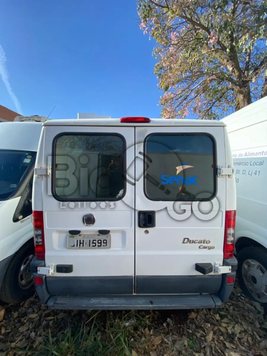 LOTE 002 - CAMINHONETE FIAT/DUCATO CARGO, ANO/FAB: 2011/2012