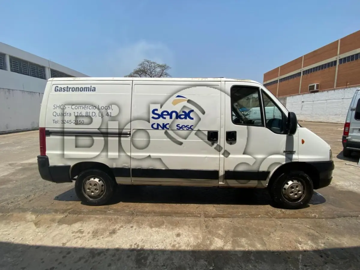 LOTE 002 - CAMINHONETE FIAT/DUCATO CARGO, ANO/FAB: 2011/2012