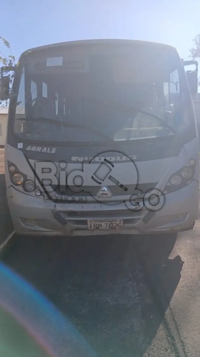 LOTE 006 - Veículo Ônibus Agrale MA, ano 2008, transporte escolar, Está em condições regular e em uso.
