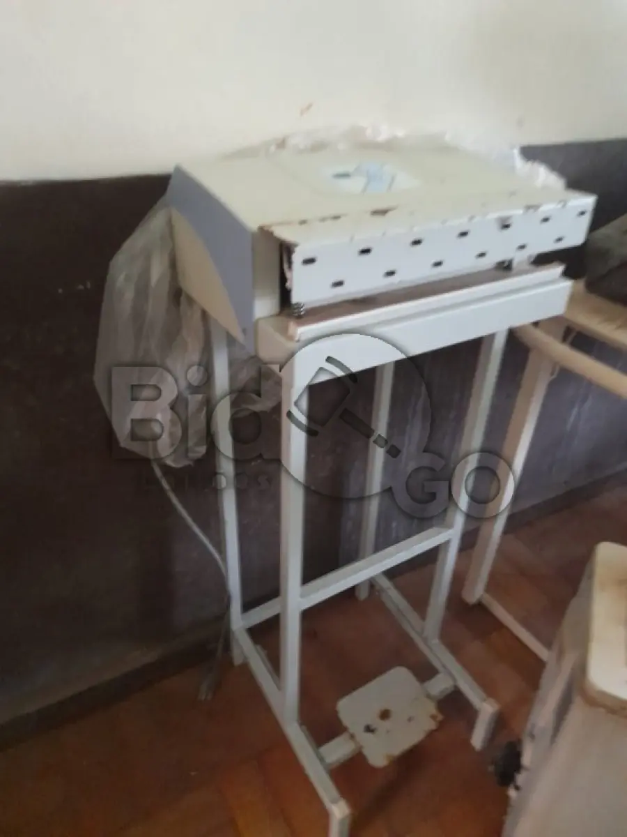 LOTE 015 - Sucata de Seladora com pedal, Lote único em situação de sucata
