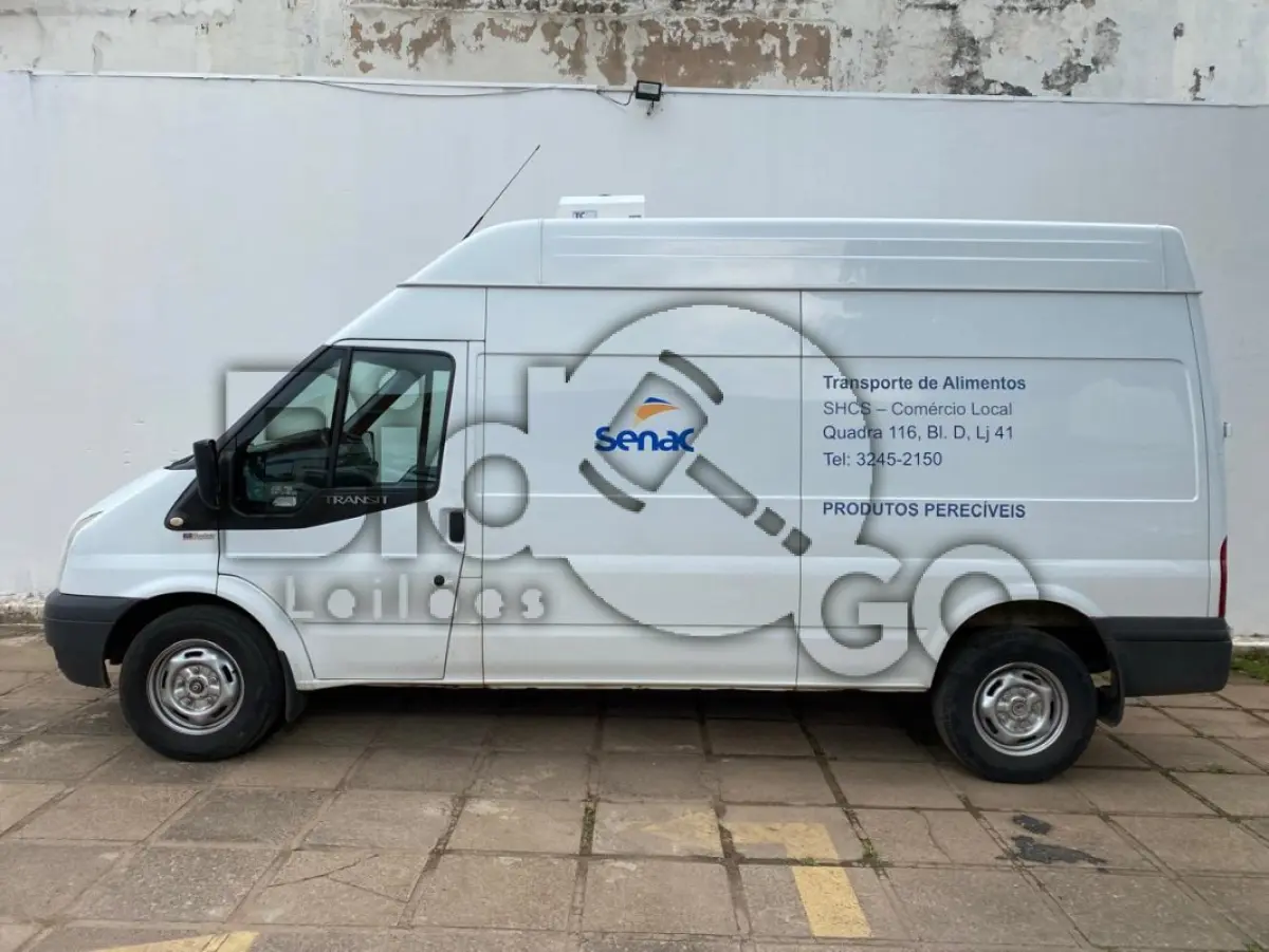 LOTE 003 - CAMINHONETE I/FORD TRANSIT 350L TA, ANO/FAB: 2013/2013