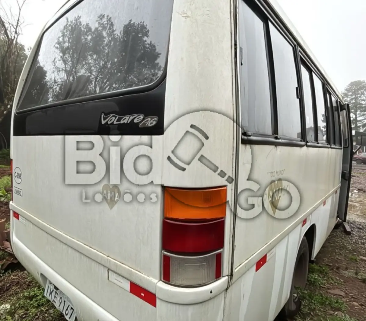 LOTE 005 - MICRO ÔNIBUS MARCOPOLO/ VOLARE LOTACAO COR BRANCA ANO 2001