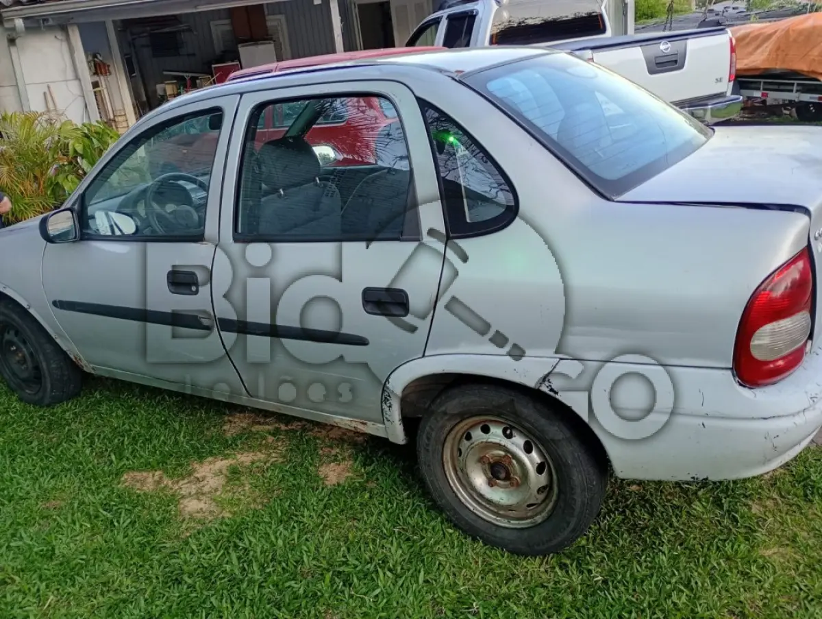 LOTE 013 - GM/CORSA WIND, Ano/modelo: 2000/2001, Placa: IJM4E85, Chassi: 9BGSC19Z01C102724, 
RENAVAM: 737028866, Cor: Prata