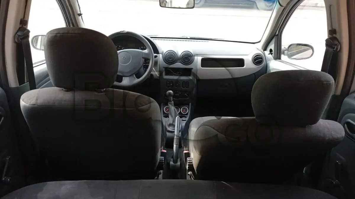 LOTE 010 - RENAULT/SANDERO AUT1016V, Ano/modelo: 2008/2009, Placa: MFR0C34, Chassi: 93YBSR0RH9J100005 ,RENAVAM: 971521859, Cor: Prata