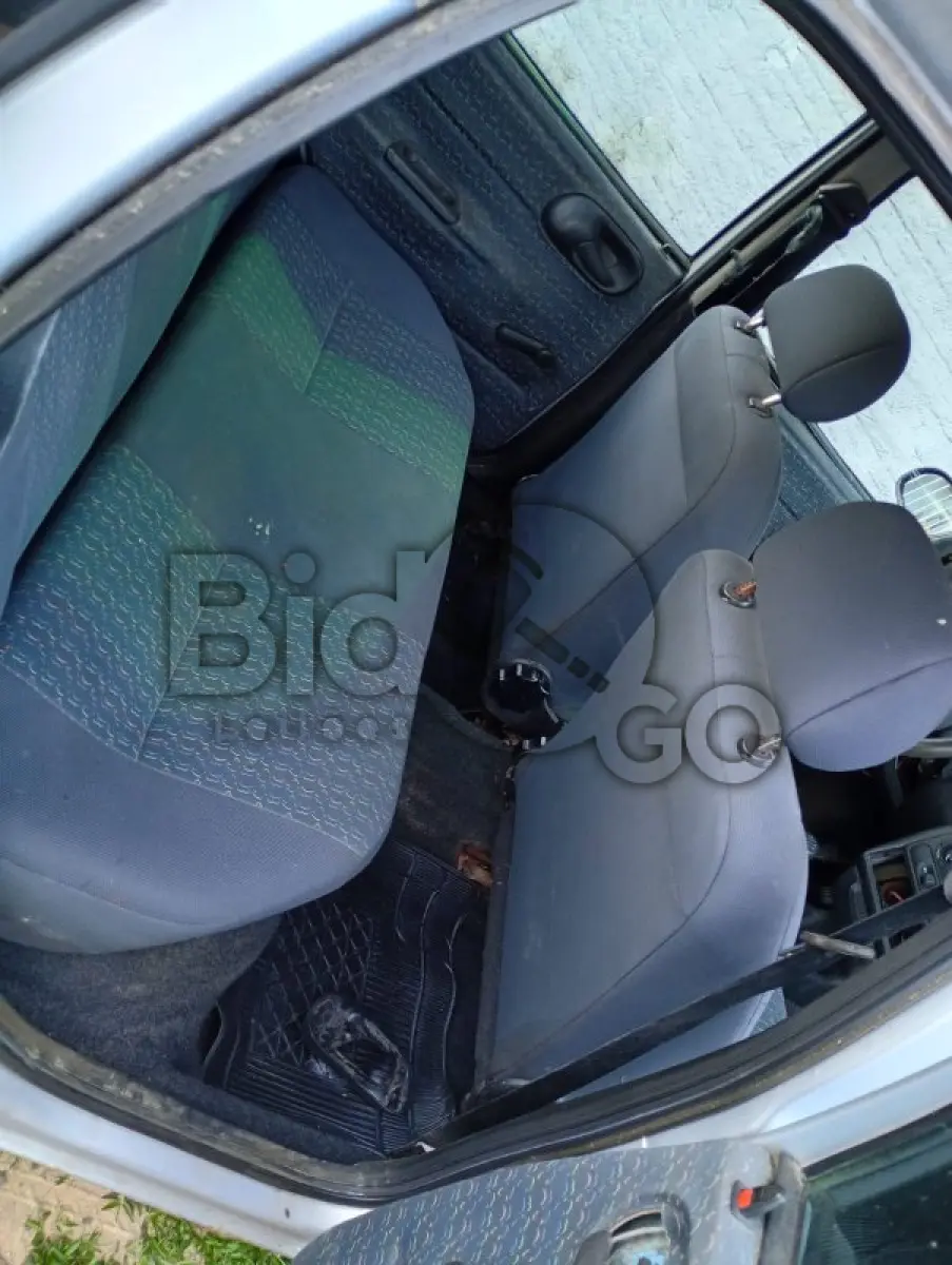 LOTE 013 - GM/CORSA WIND, Ano/modelo: 2000/2001, Placa: IJM4E85, Chassi: 9BGSC19Z01C102724, 
RENAVAM: 737028866, Cor: Prata