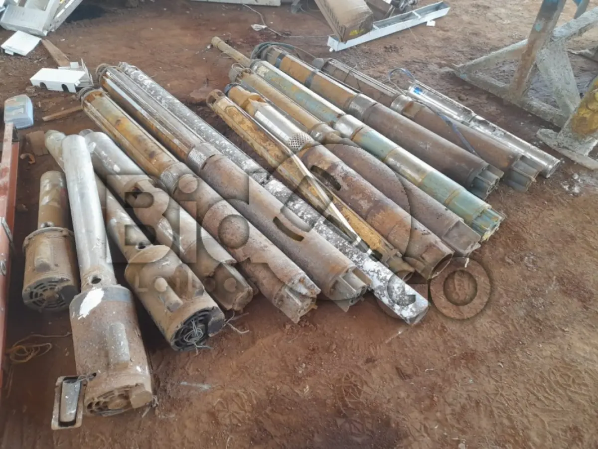 LOTE 009 - Sucatas de Bombas submersas, Lote único em situação de sucata